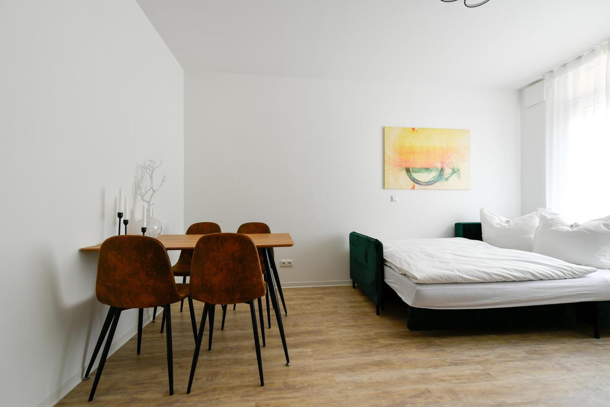 Ferienwohnungen Am Theater - Modern, Zentral Und Ruhig Mit Kueche, Waschtrockner, Netflix, Wlan Und Parkplatz- 2 Zimmer, 52 Qm 科特布斯 客房 照片
